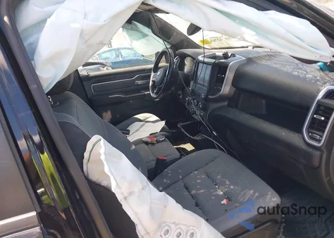 2022 Ram 1500 Big Horn 4X4 6'4 Box из США, поврежденный, VIN 1C6SRFBT5NN222740